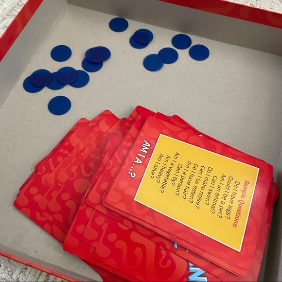 HEDBANZ 2ND EDITION The Quick Question Game of "What Am I?" Ages 7+ - INCOMPLETE - Picture 6 of 8